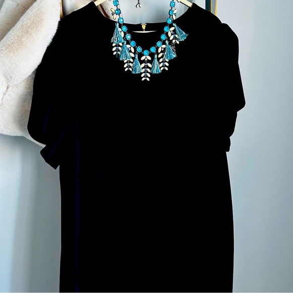 Beautiful used little black dress. - Picture 1 of 3